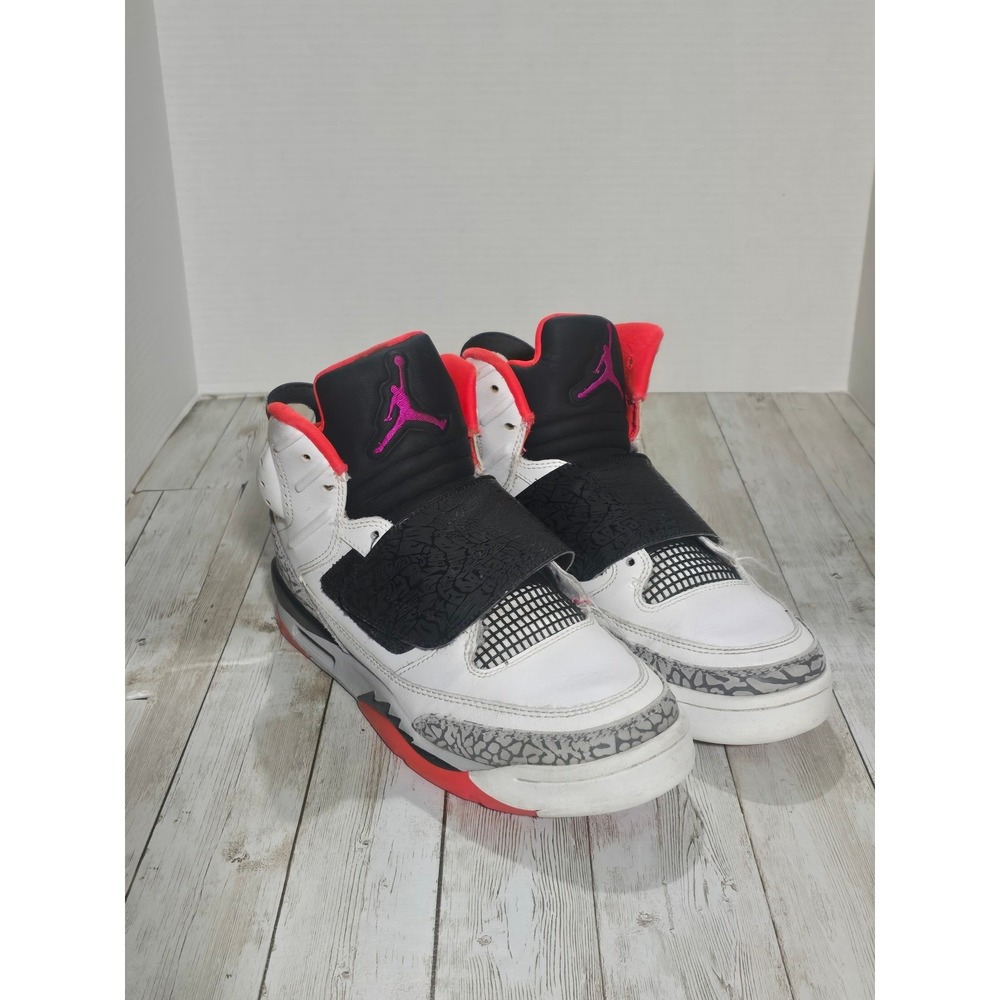 Nike Air Jordan Son of Mars Hot Lava 512245-105 Size 6.5Y, Women 8